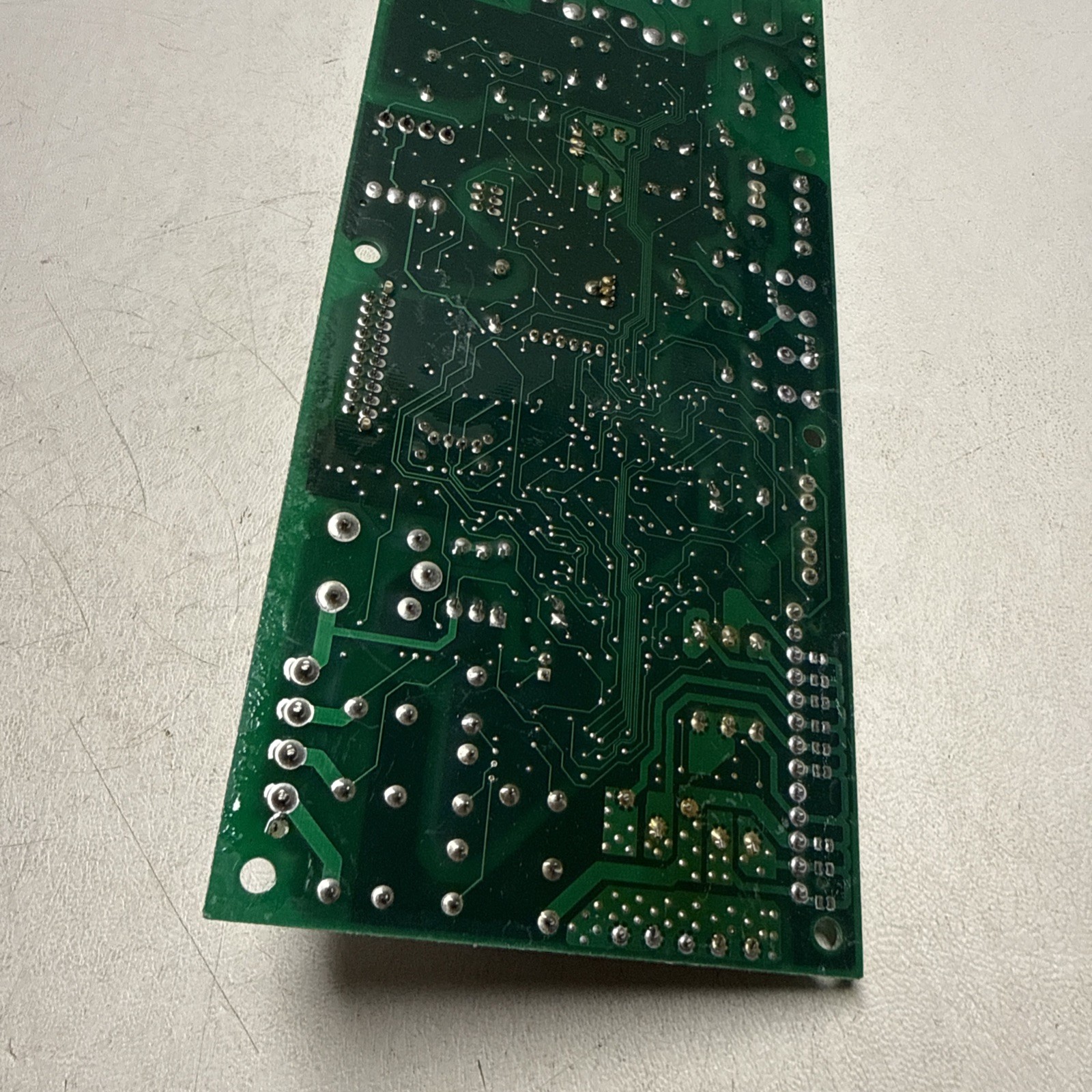 Emerson Control Board – Part # D802034P02 48C31-495-93 CNT05173 |BK1400