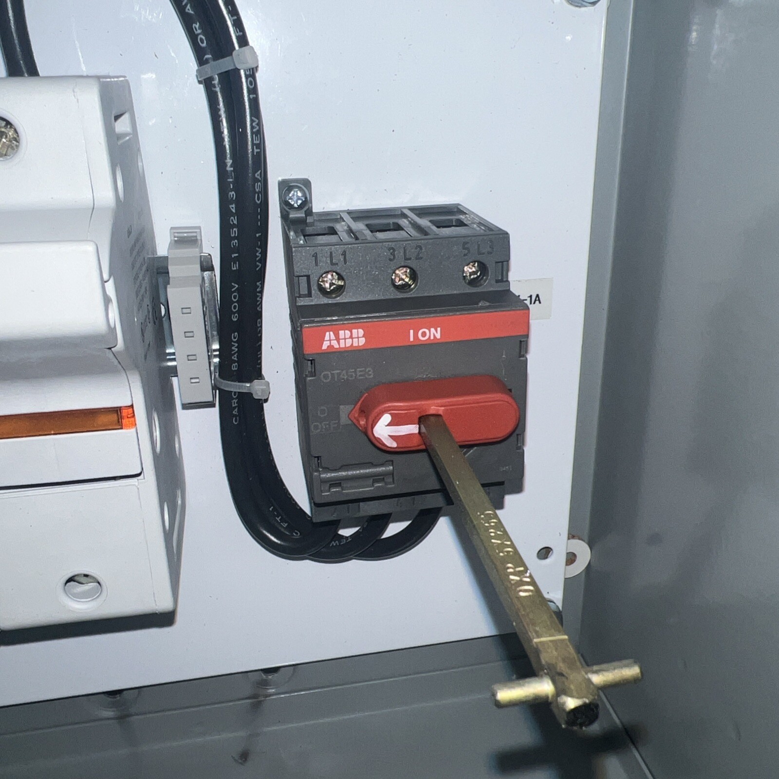 Titan Air Incorporated Heating Air Conditioning Cut Out Electrical Box Shut Off
