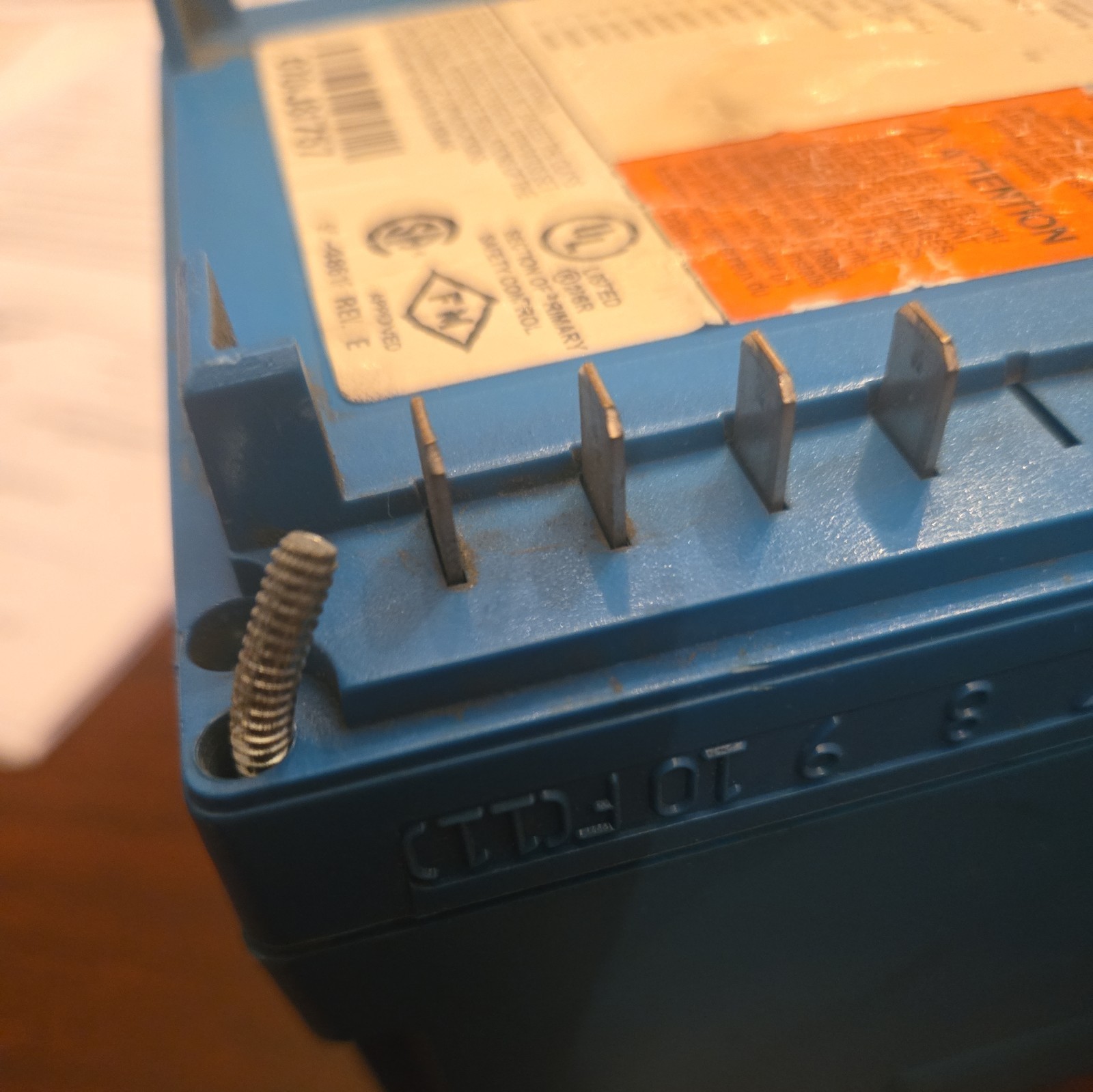 Honeywell Burner Control RM7890 A1015 0706J88757 Flame Amplifier “look below”!