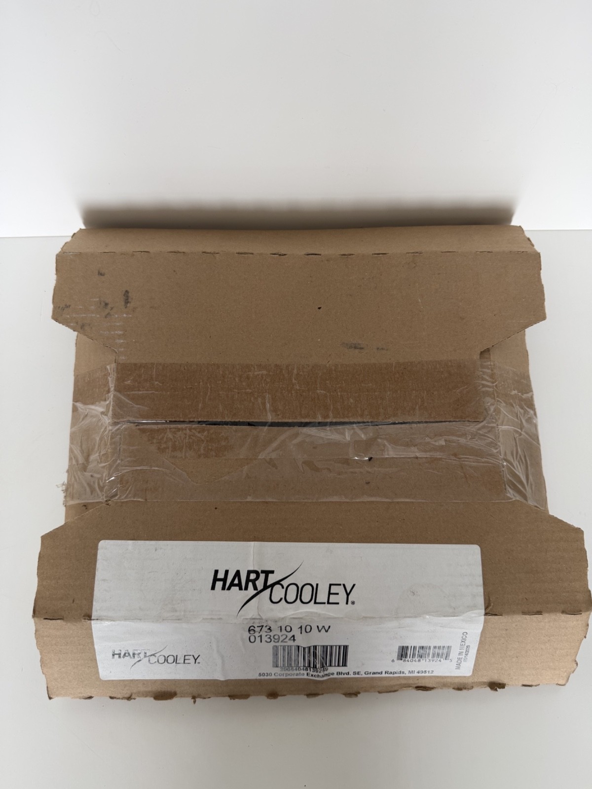 10 in. x 10 in. HART&COOLEY 673101W Return Air Filter Grille 1/2 In. Fin Spacing