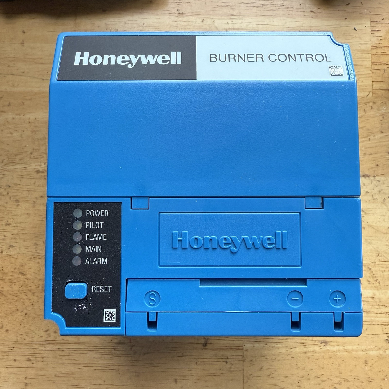 Refurbish HONEYWELL Burner Controller, Model: RM7890A1015