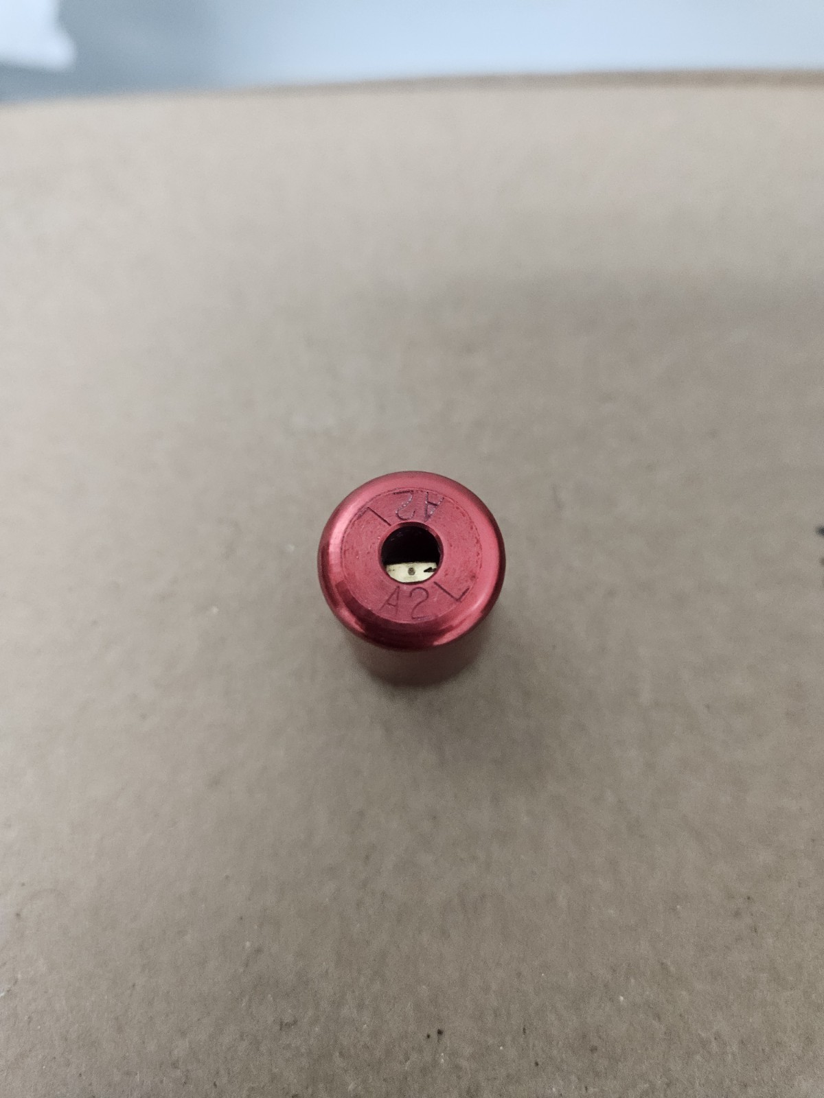 1/4″ Locking Caps for A2L qty.50