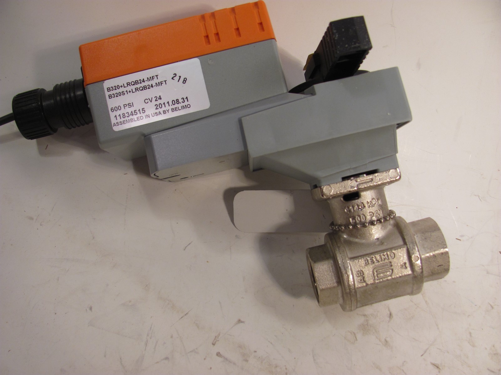 BELIMO LRQB24-MFT 3/4 ” npt ROTARY ACTUATOR 24 volt AC/DC 600 psi