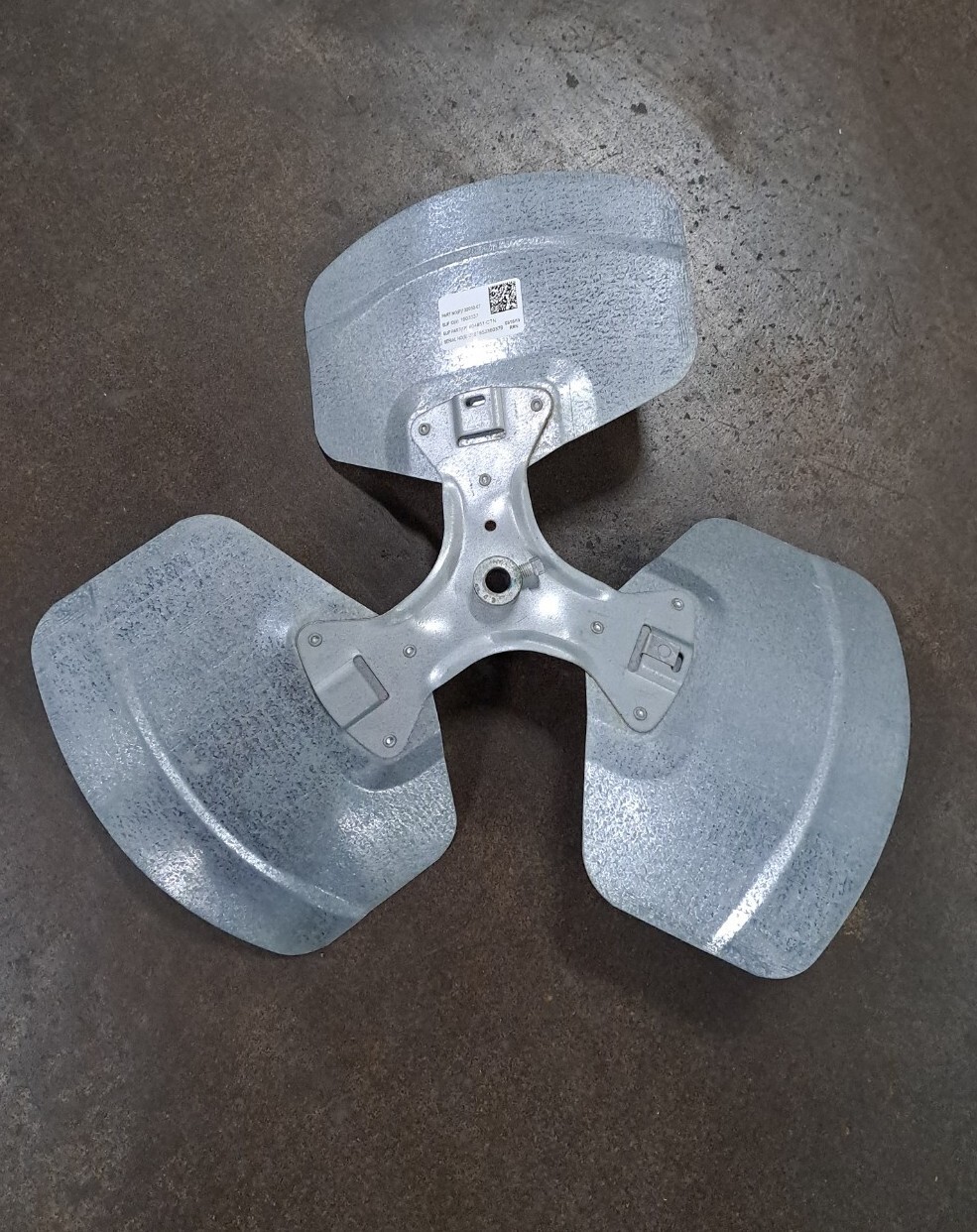 Fan Blade for Lennox 100060-07 / 98M18 18 inch 3 Blade 27 Degree 1/2″ Bore CCW