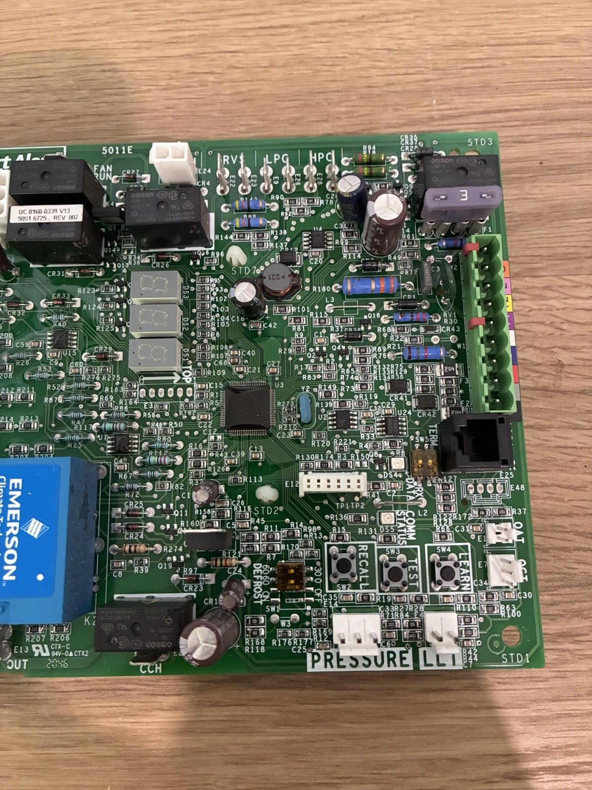 Emerson Comfort Alert 5011E HVAC Control Board OEM Tested Working Used