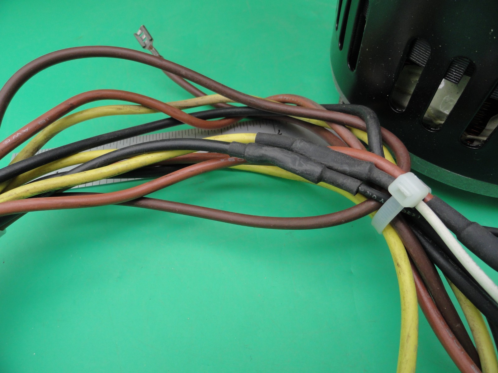 CENTURY OAN470 3S052 1/4″HP CONDENSOR MOTOR 460VOLTS 3200 RPM