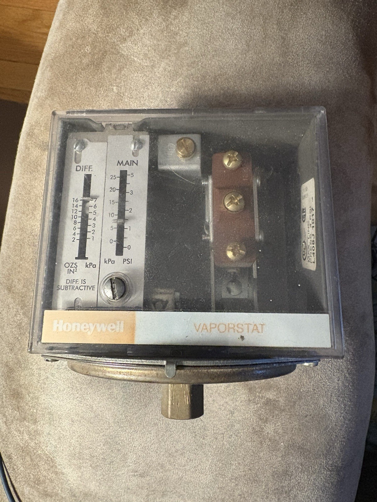 HONEYWELL L408J1017 L408J1017 VAPORSTAT 0-4 PSI L408J 1017