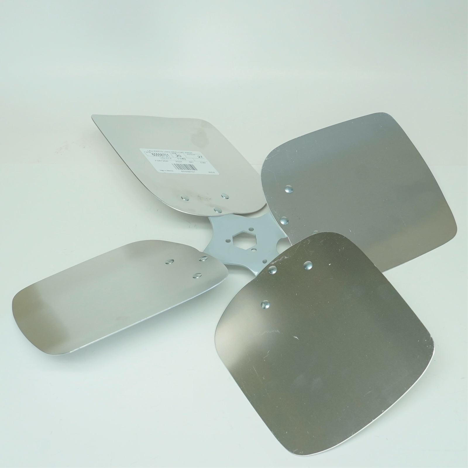 Lau 60558701 20″ Fan Blade CW Rotation 27 Degree Pitch 4 Blades