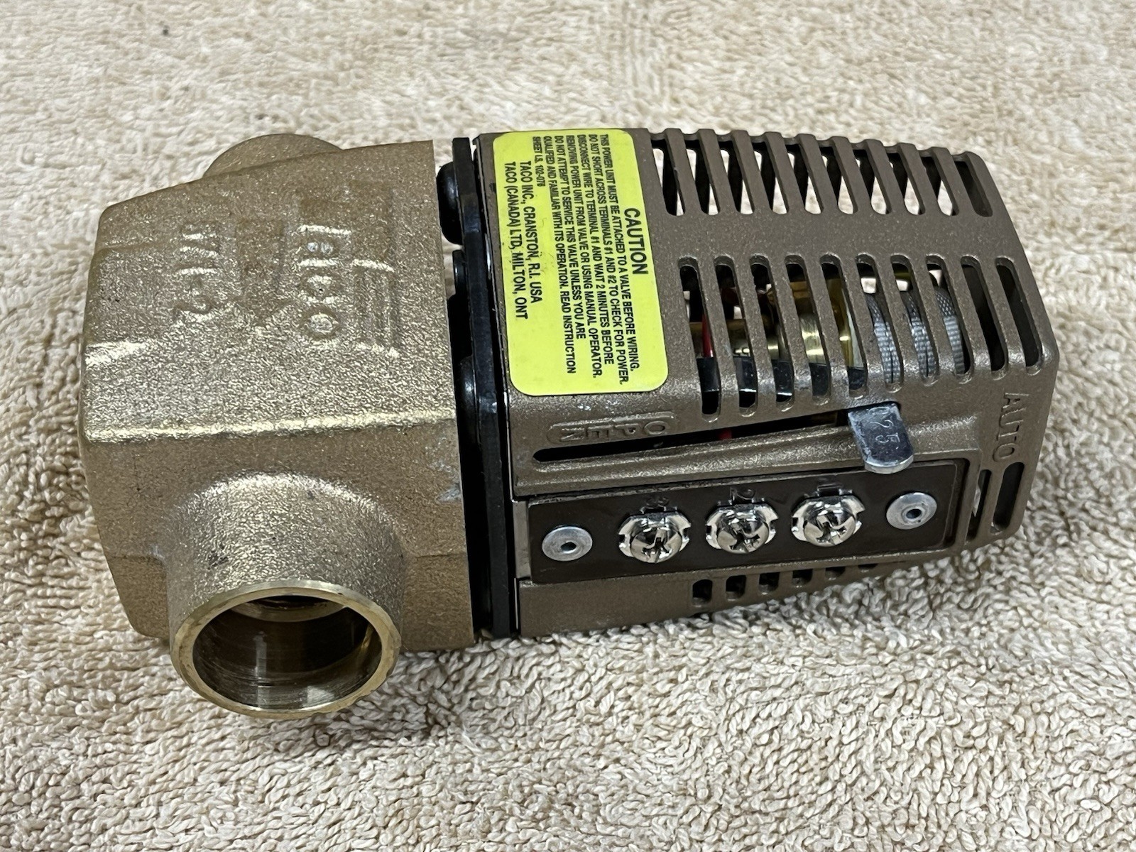 Taco Zone Valve 2 Way Gold Series 571-2 / 3/4″ 24V 125 PSI New no box
