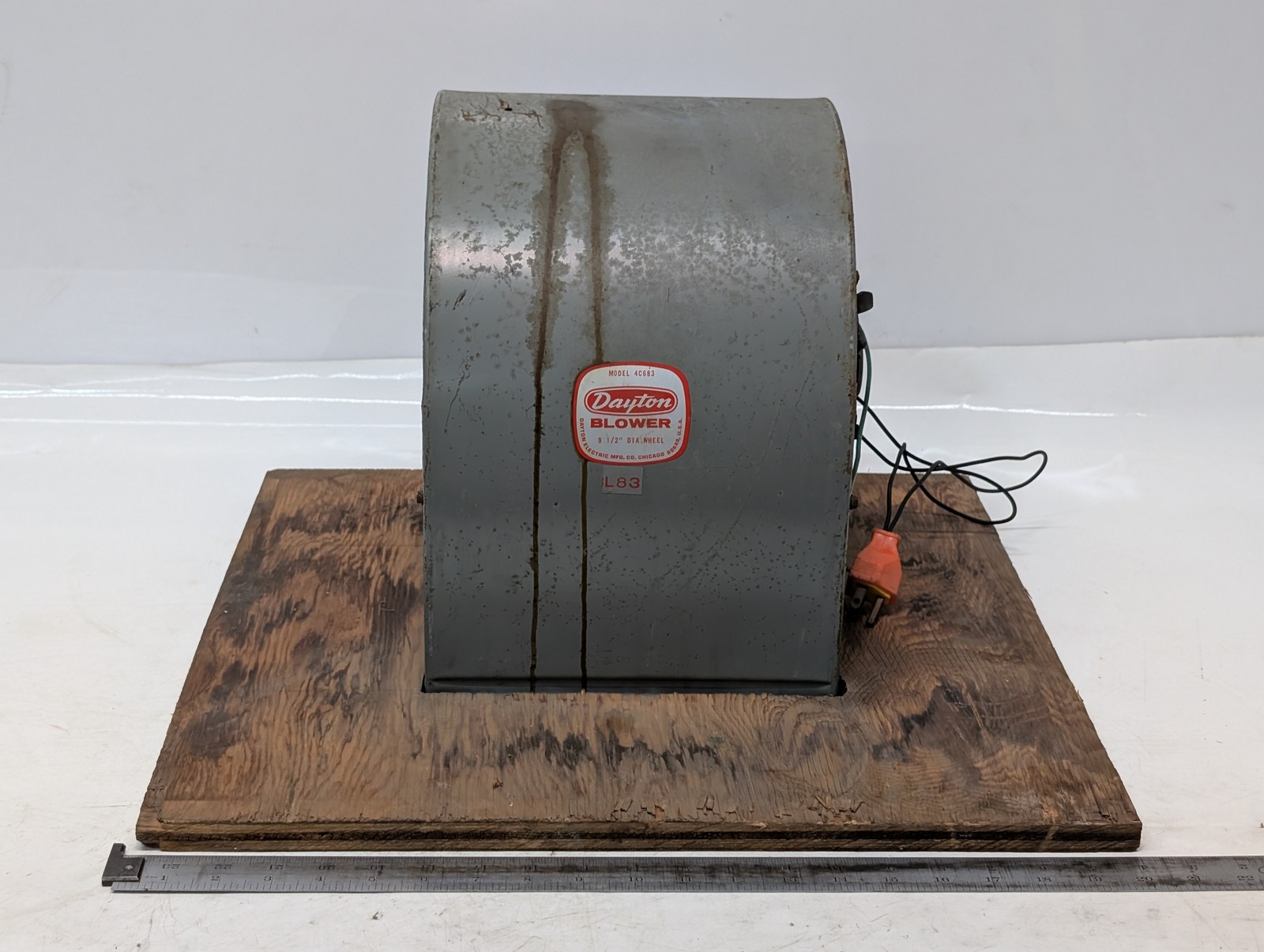 Dayton 4C683 centrifugal blower fan 9-1/2in wheel 1/6HP 115V tested
