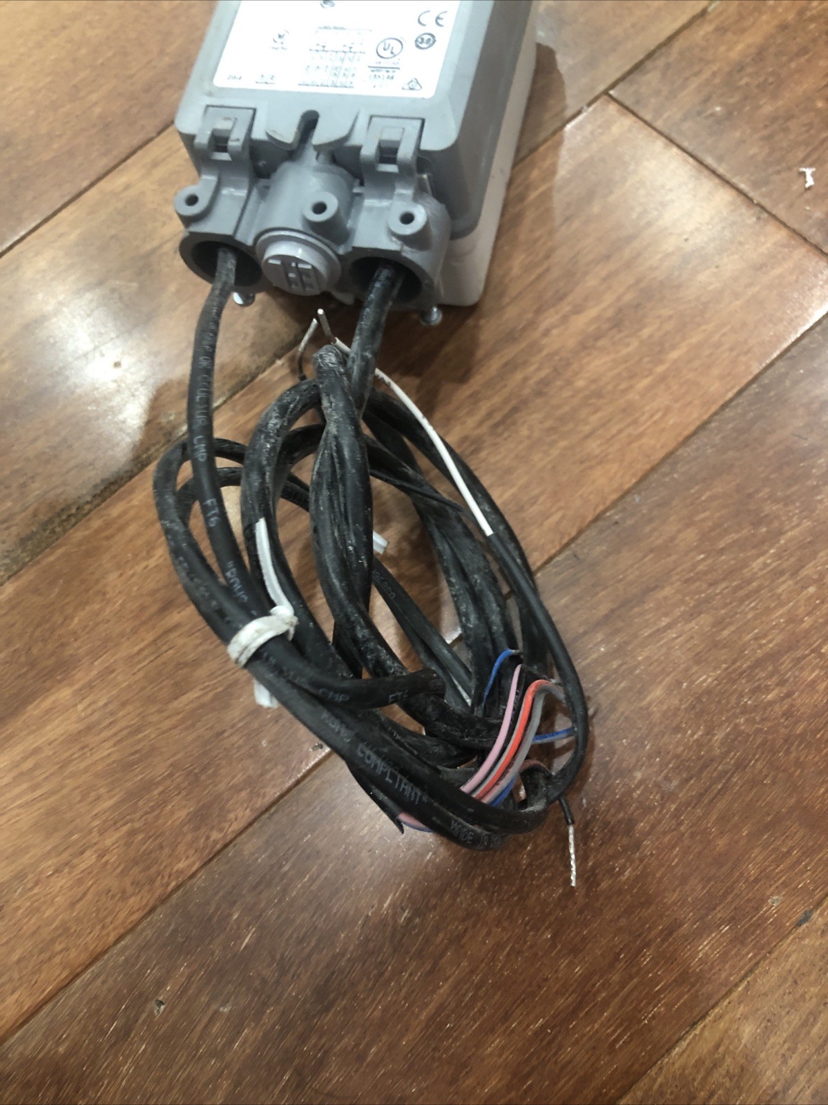 Siemens GJD226.1U Damper Actuator 120V Corded Electric Double Insulated