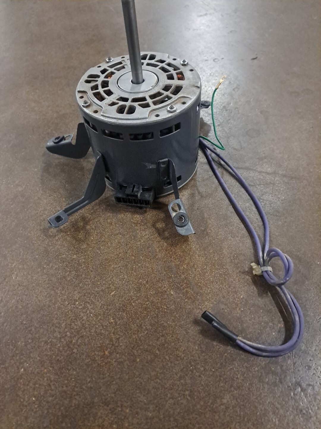 37J2401 / K55HXCZA-6699 Blower Motor 115v, 1075rpm/4spd Lennox Furnace ♧