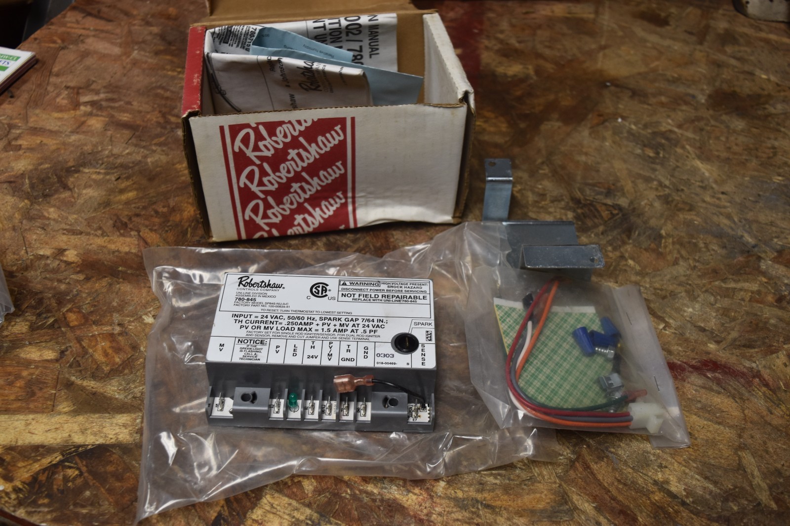 Robertshaw 780-845 Furnace Ignition Control Board Module NOS FREE SHIPPING