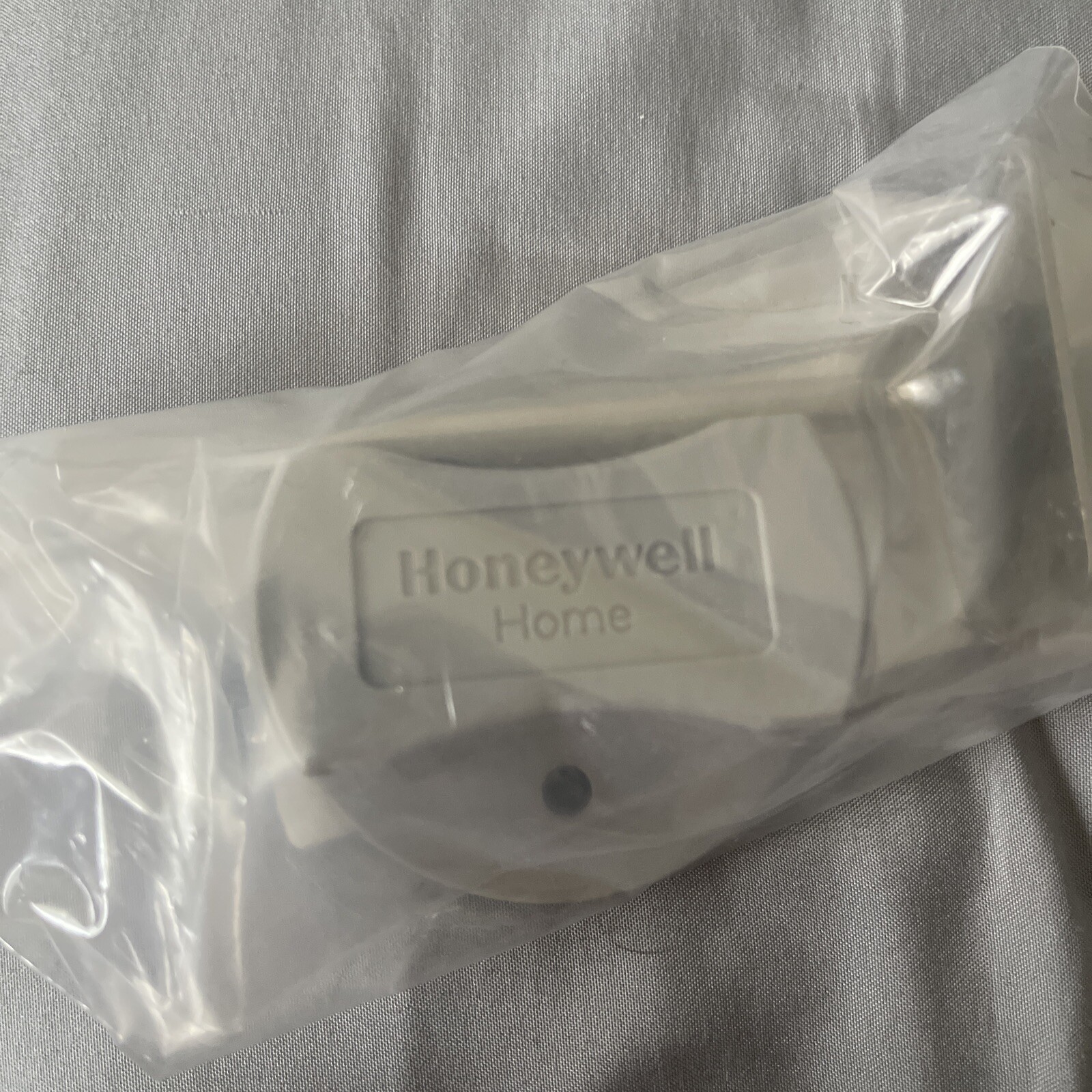 1-Honeywell Home 50062329-001 10K Discharge/ Return Air Sensor
