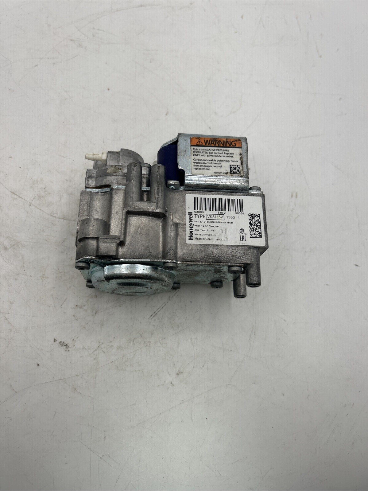 HONEYWELL VK8115V GAS VALVE Untested See Pics 30 Days Warranty