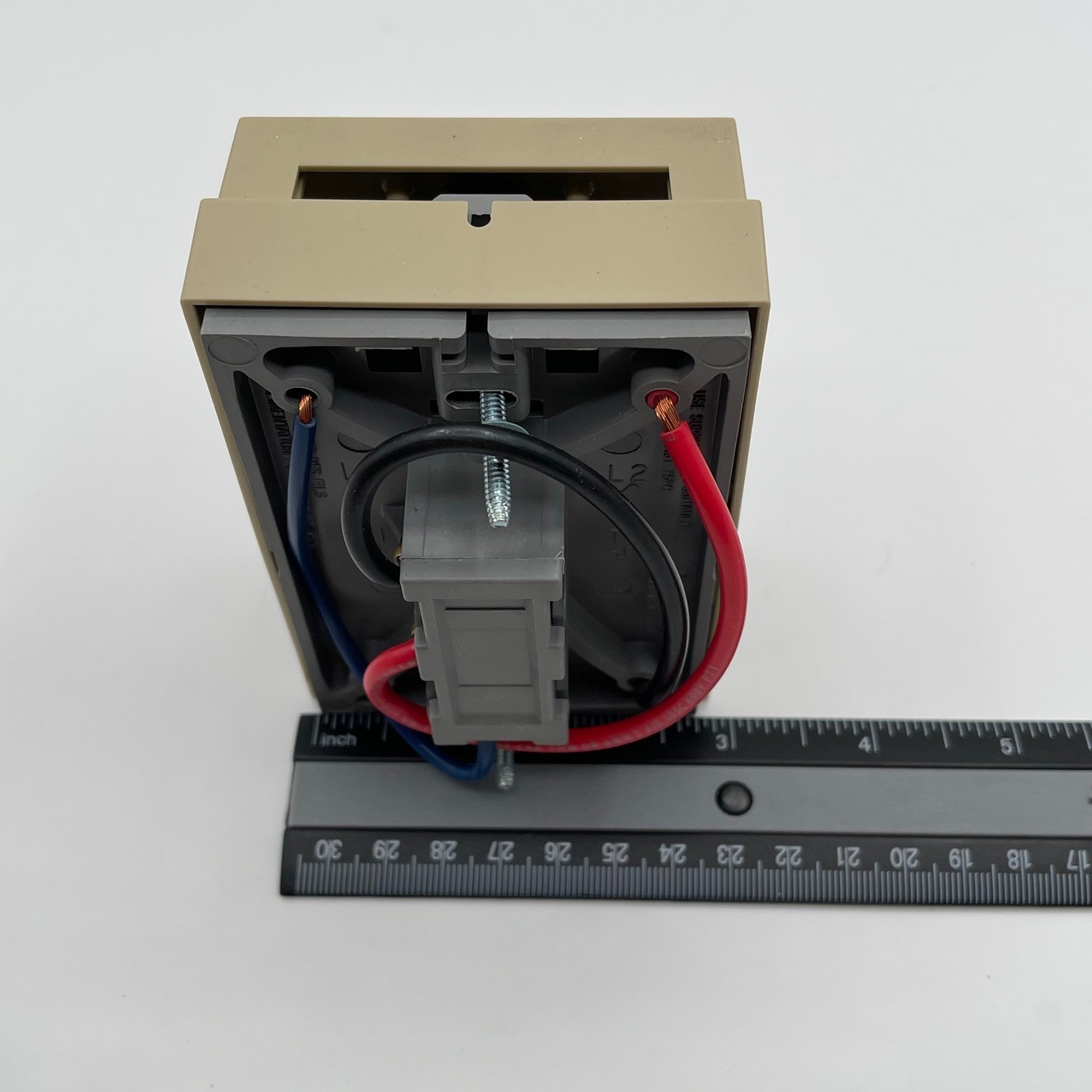 Honeywell T651A 3018 Super Tradeline Line Voltage Heat-Cool Thermostat Tan NEW