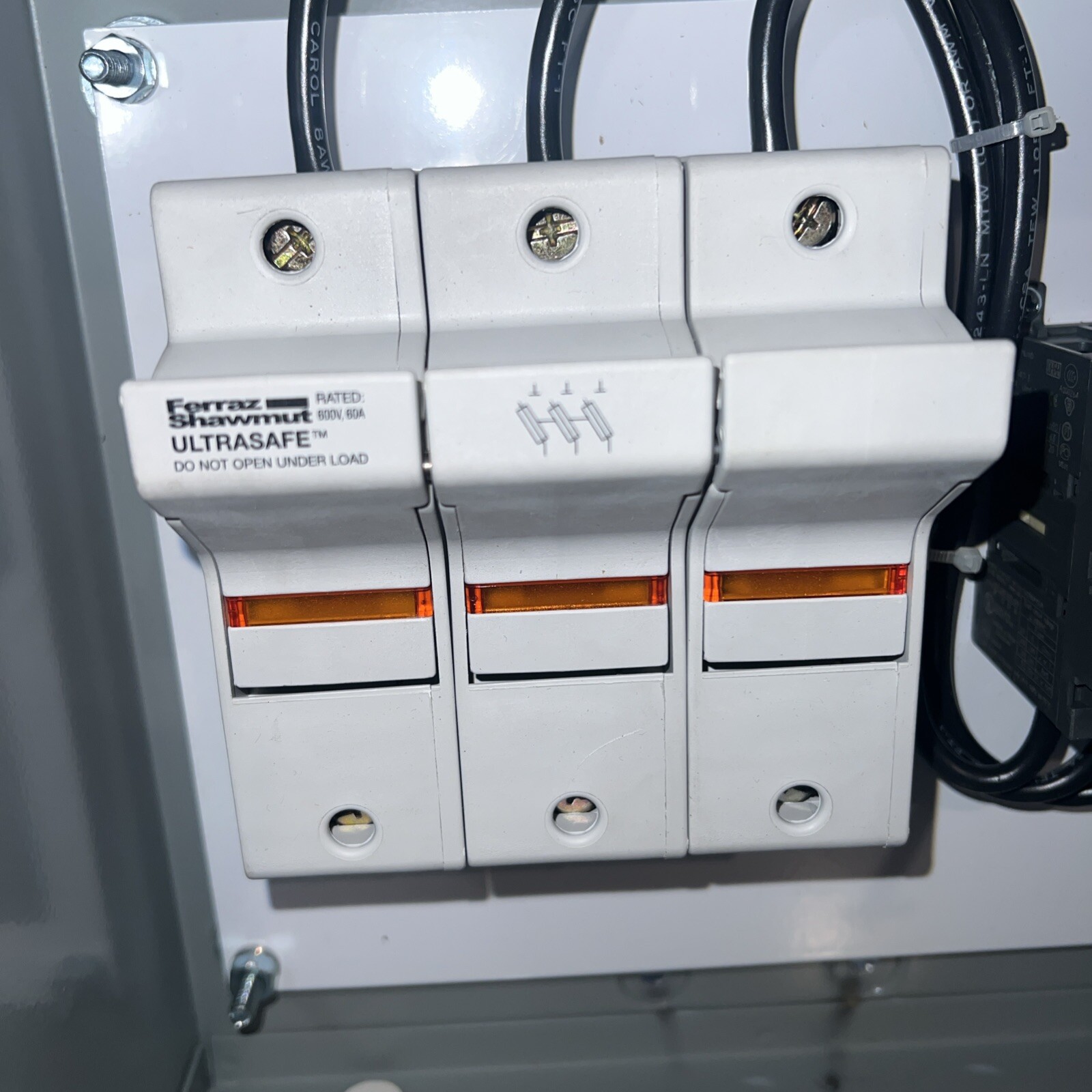 Titan Air Incorporated Heating Air Conditioning Cut Out Electrical Box Shut Off