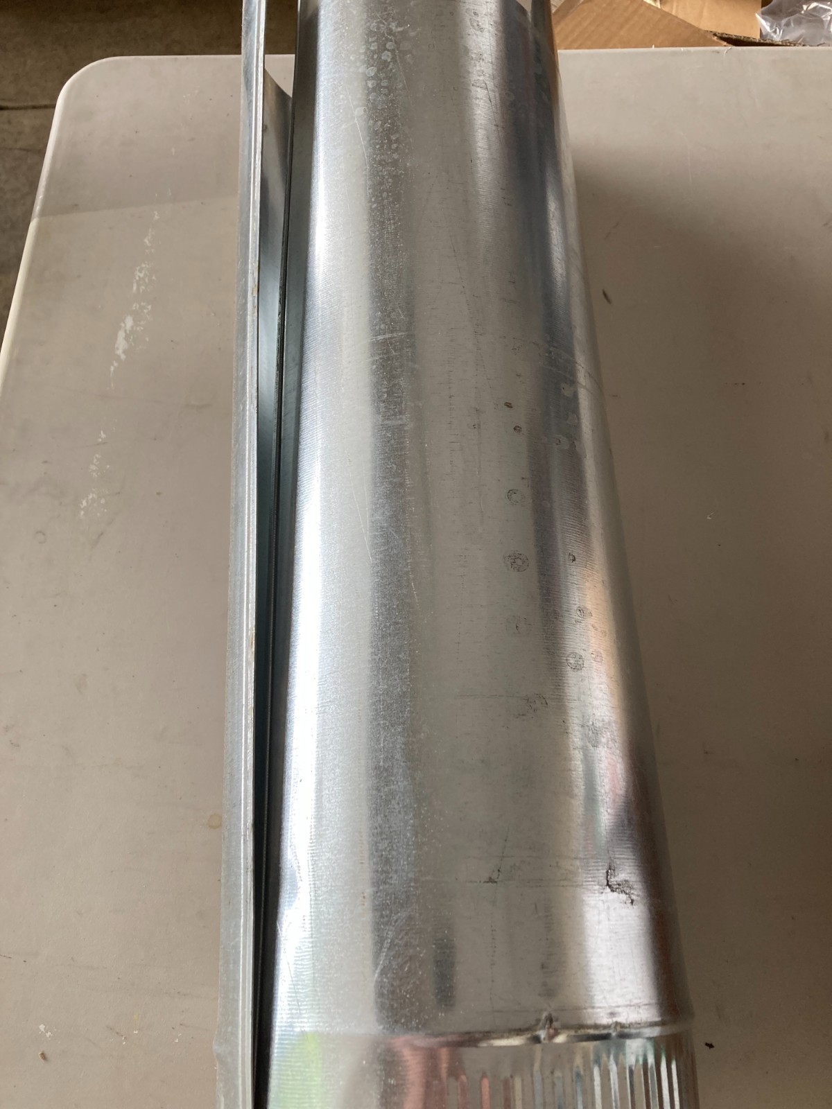Master Flow NU26CP7X24 7 in. x 24 in. 26-Gauge Round Duct Pipe