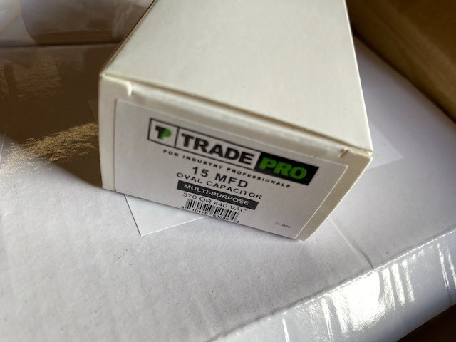 TRADEPRO (TP-CAP-15/440-A) 15 MFD 440 Volt Oval Single Run Capacitor (NEW)
