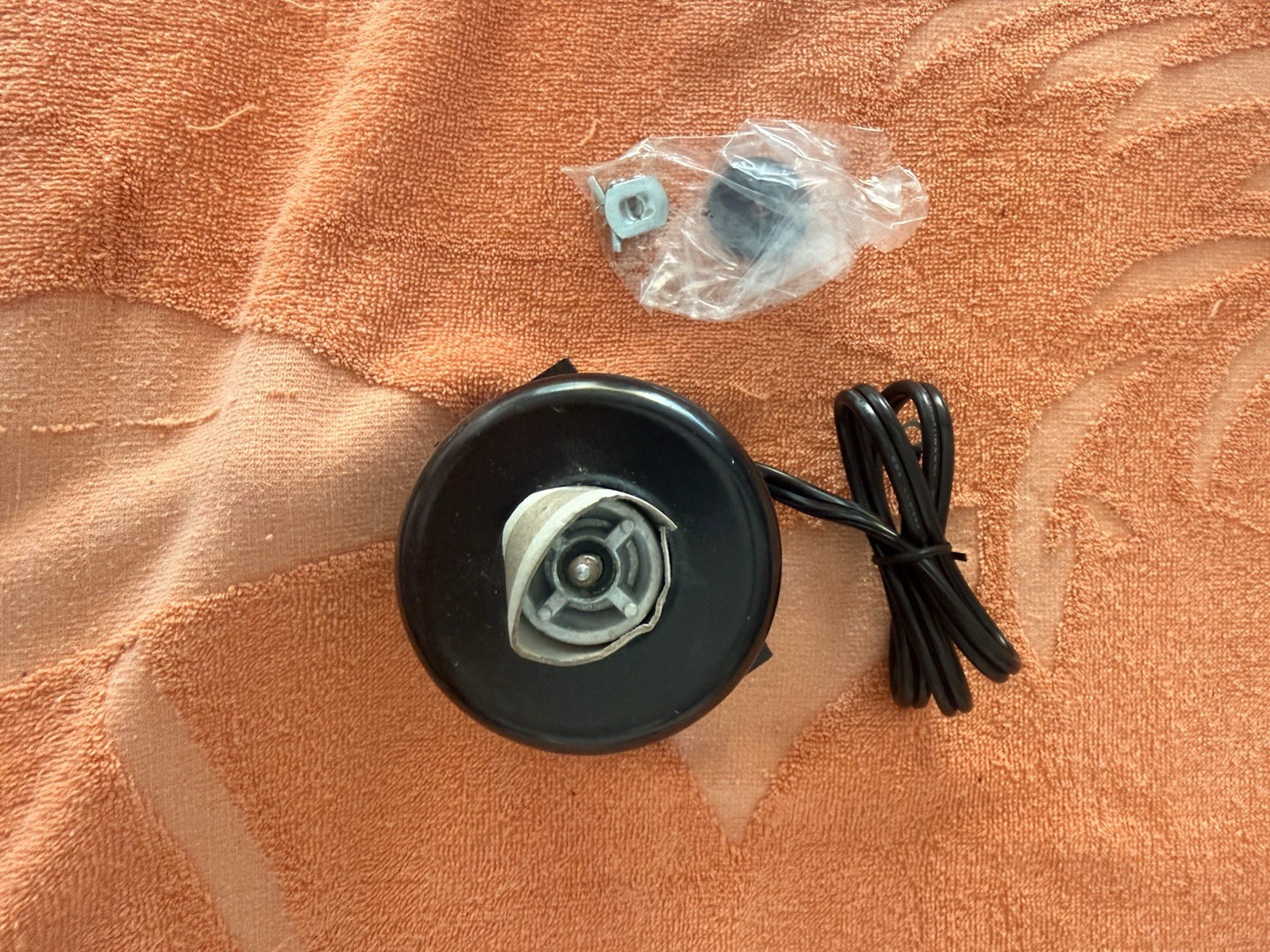 US Motors 16W 115V 1-Phase 1550 RPM Shaded Bearing Fan Motor