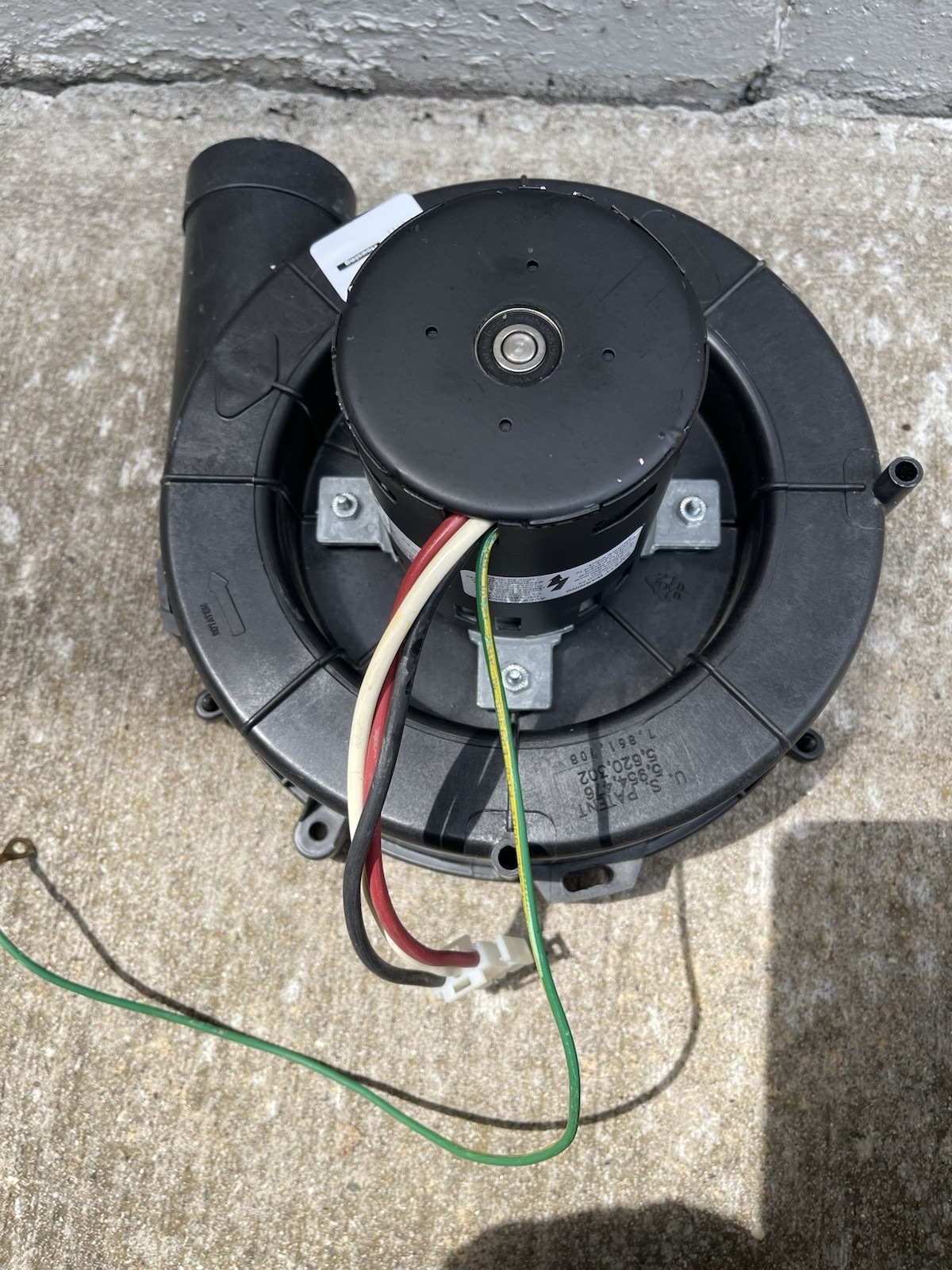 Lennox Furnace Draft Inducer Blower 115V Fasco A213, Lennox p# 14L67