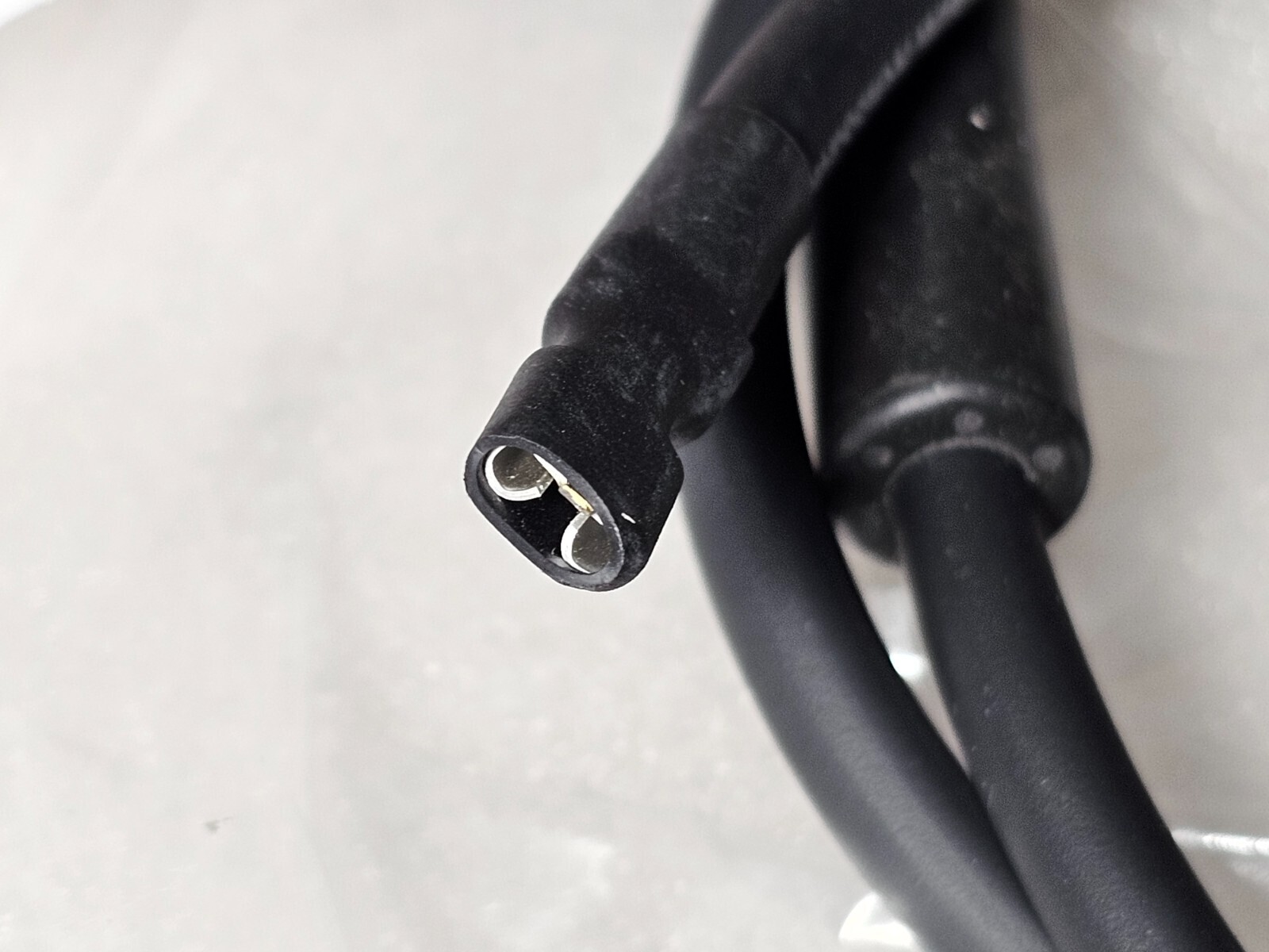 R11470 AAON Spark Wire Black 30″ AAON (Quality OEM Part)