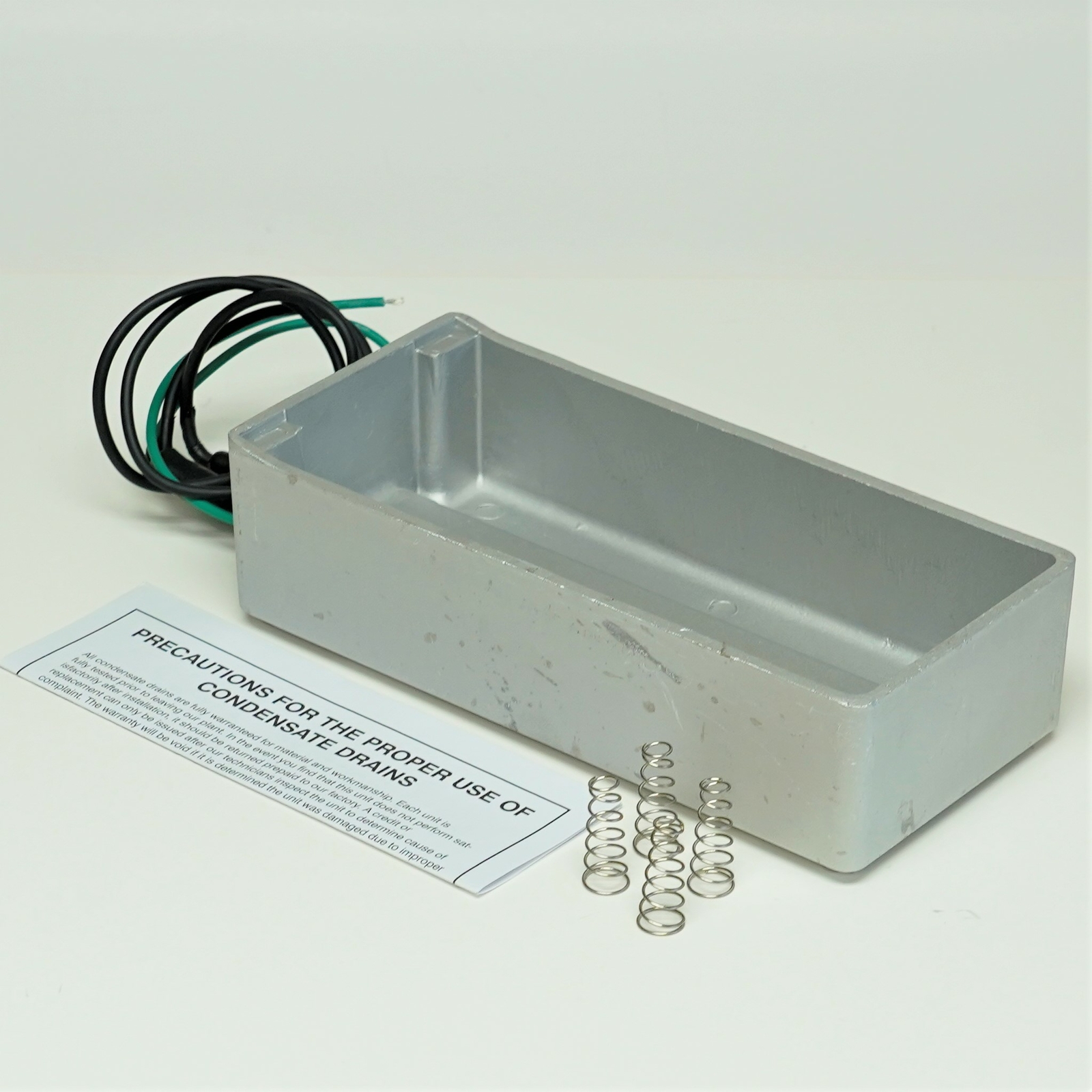 Supco 31-220 Aluminum Condensate Remover Pan 50 oz 220 VAC 10″ x 4-1/2″ x 3-3/8″