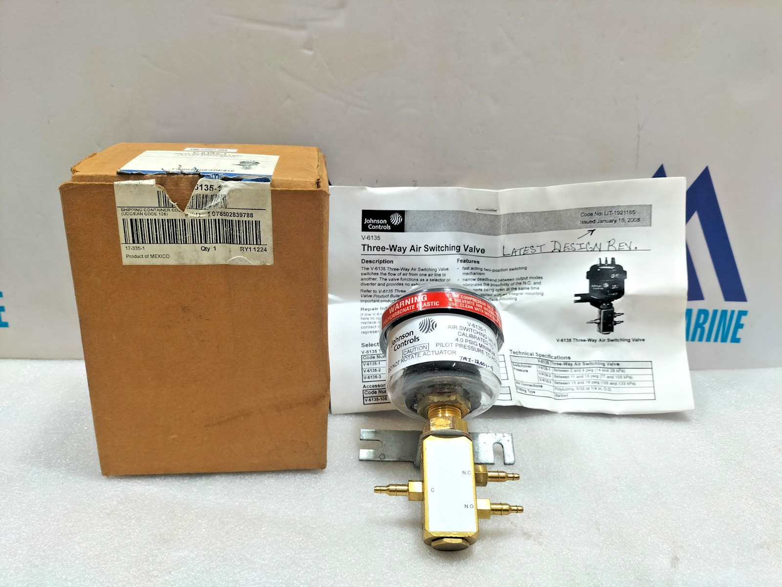 Johnson Controls V-6135-1 Air Switching Valve 2 To 4 Psi 3 Way