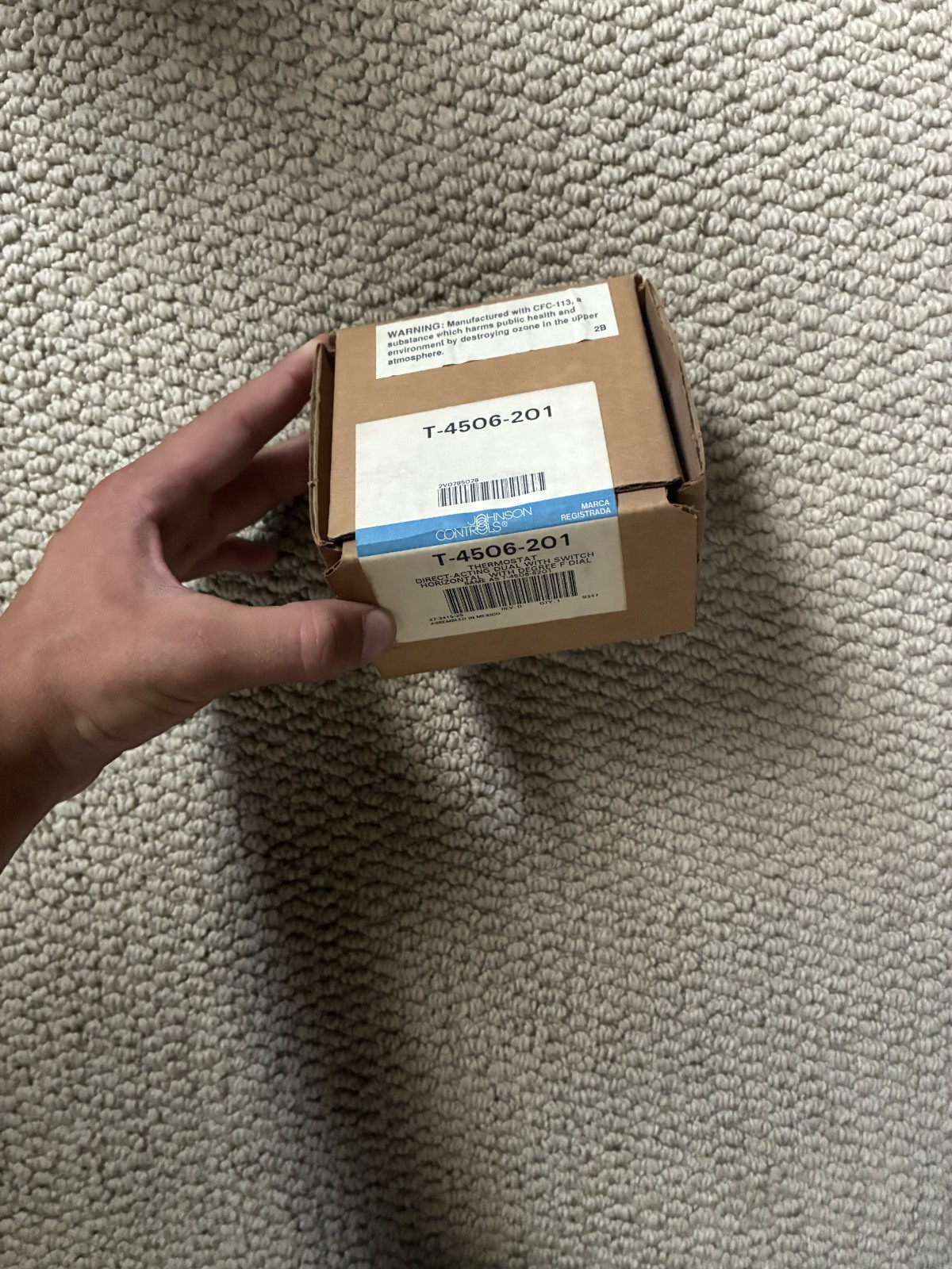 Johnson Controls Direct Acting Dual Thermostat With Switch T-4506-201