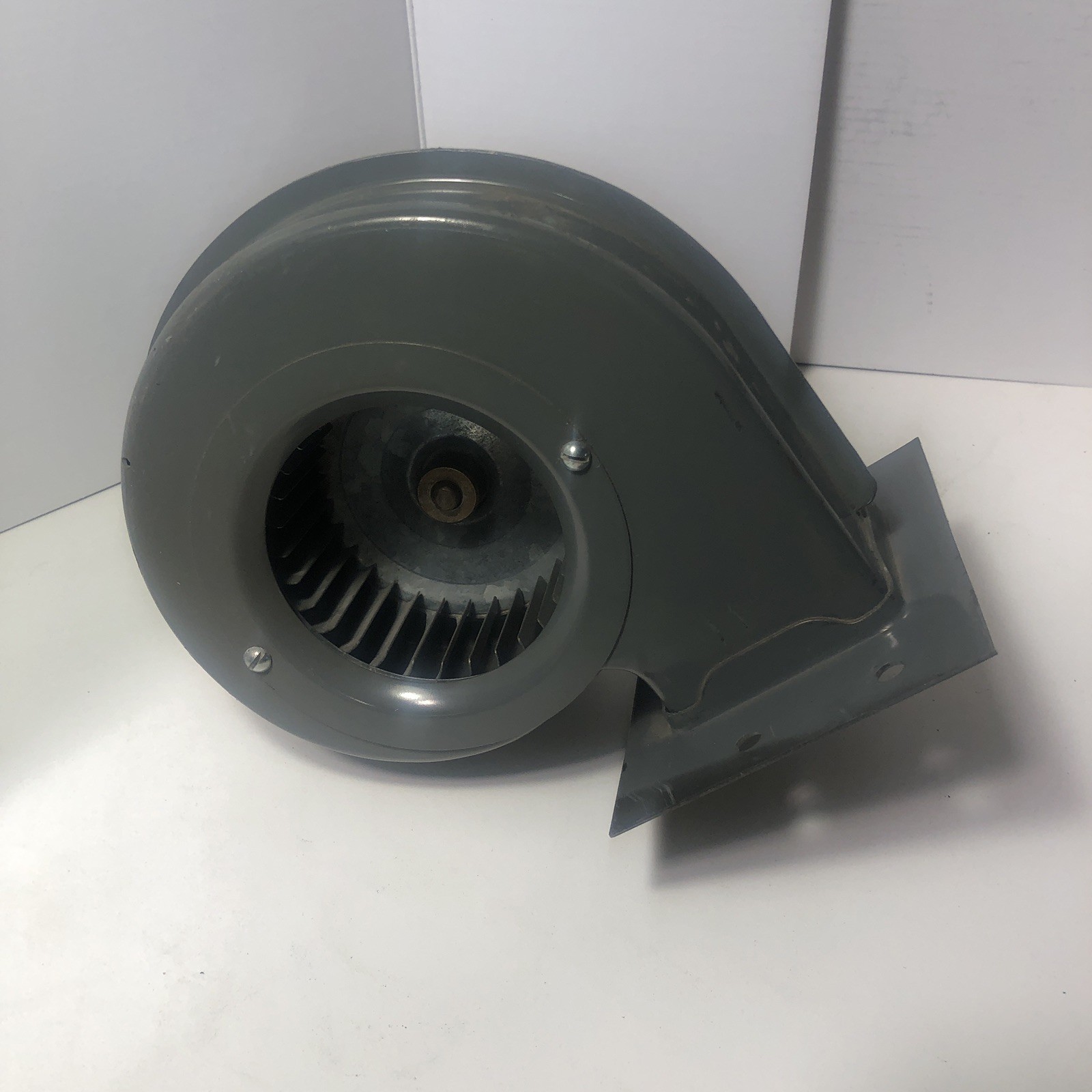 Shaded Pole Blower Model 2C610