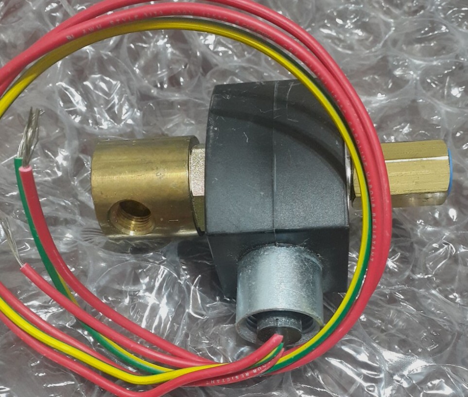 ASCO SOLENOID VALVE EF8314G34 -NEW, 30 DAY WTY (A4)