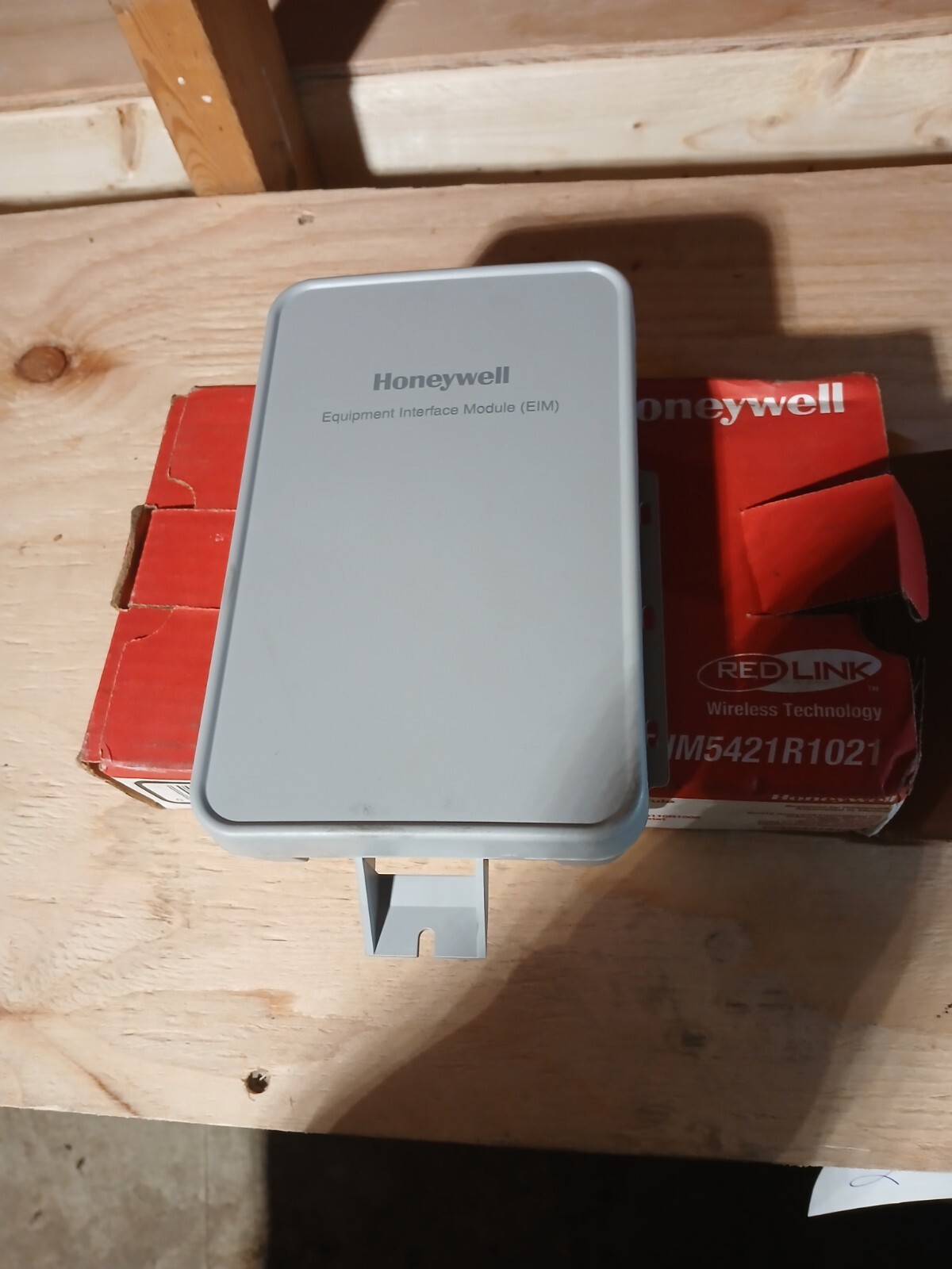 New Honeywell Home Equipment Interface Module (EIM) # THM5421R02 THM5421R1021