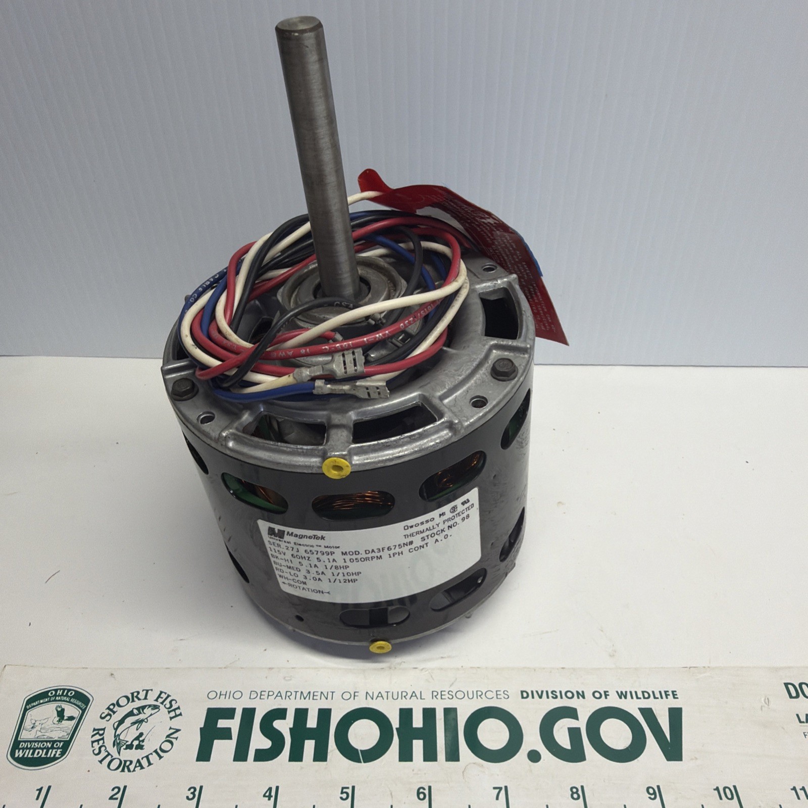 MAGNETEK DA3F675N# MOTOR 115V, 5.1A, 1050RPM