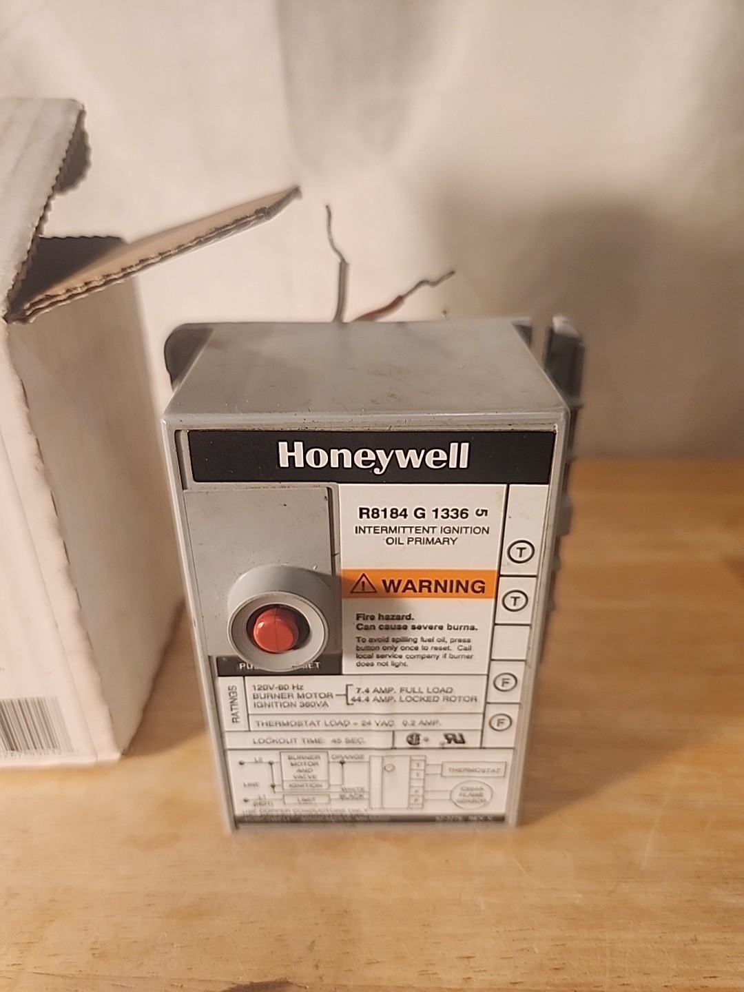Honeywell R8184 G 4009 Oil Burner Control – Removed from Working Furnace